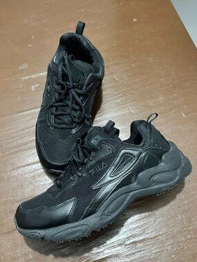 FILA WOMEN'S BLACK WORK SNEAKERS SIZE 11
